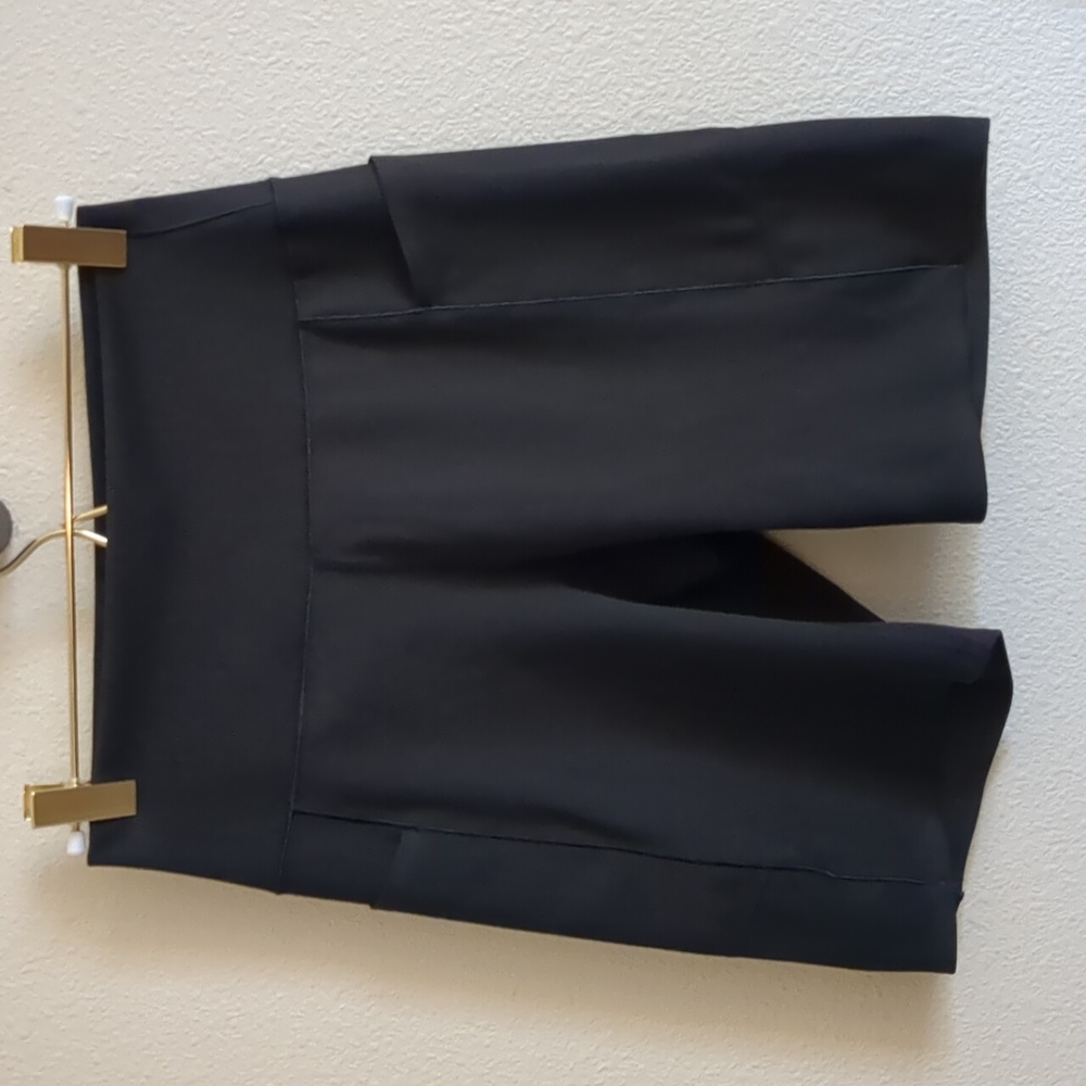 Uniqlo bike shorts 7" inseam size Medium